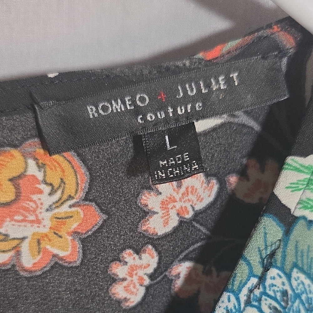 Romeo & Juliet Couture Woman's Floral Black Dress Size L - Picture 3 of 3